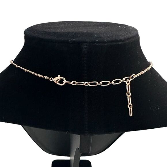 Simply Noelle Fashion Necklace - Picture 4 of 5